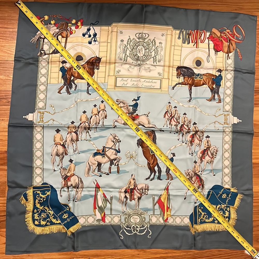 Hermes 90cm 90 Escuela Andalusia Silk Scarf Blue & Teal Equestre Equestr… - Picture 7 of 16